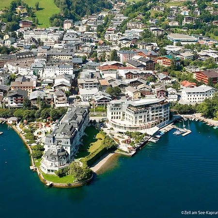 4 By Interhome * Zell am See